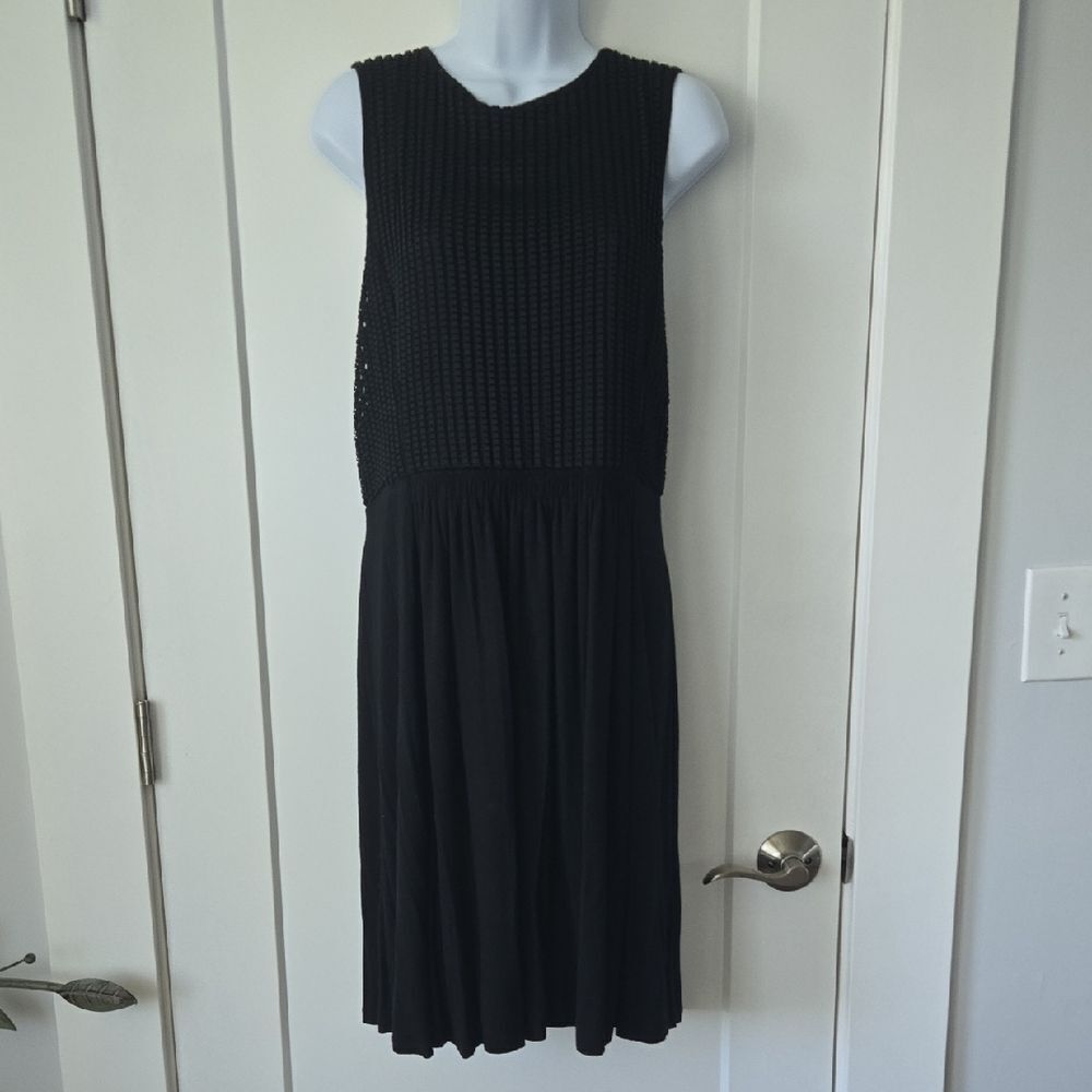Julian Taylor Black  Ribbed Midi Dress‎